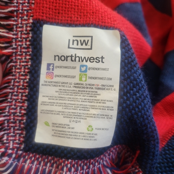 Northwest American Flag Throw Blanket - Picture 2 of 5